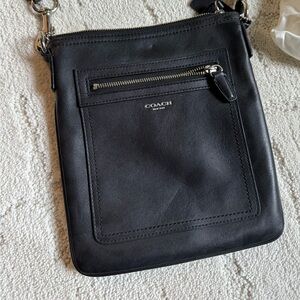 Coach crossbody black
